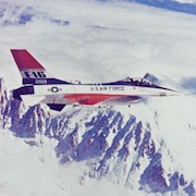 Airplane F-16